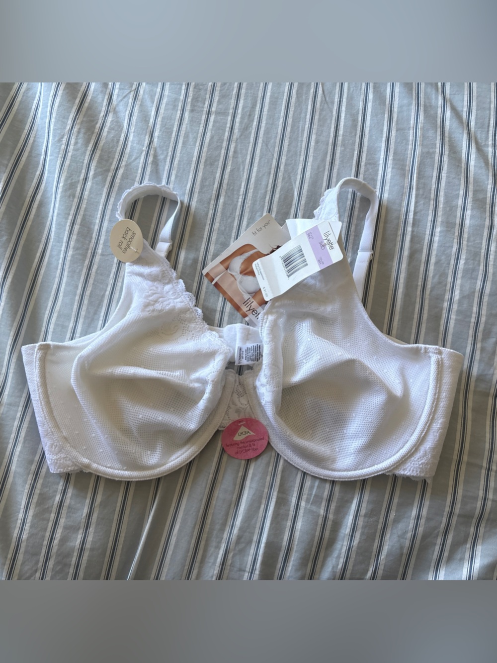 Lilyette 966 Bra 38D White Underwire Lace Back Smoothing NWT Discontinued